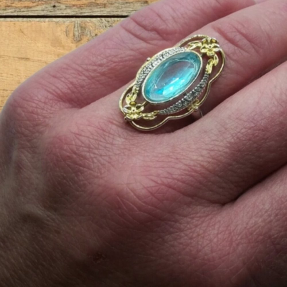 Sterling silver topaz antique style ring